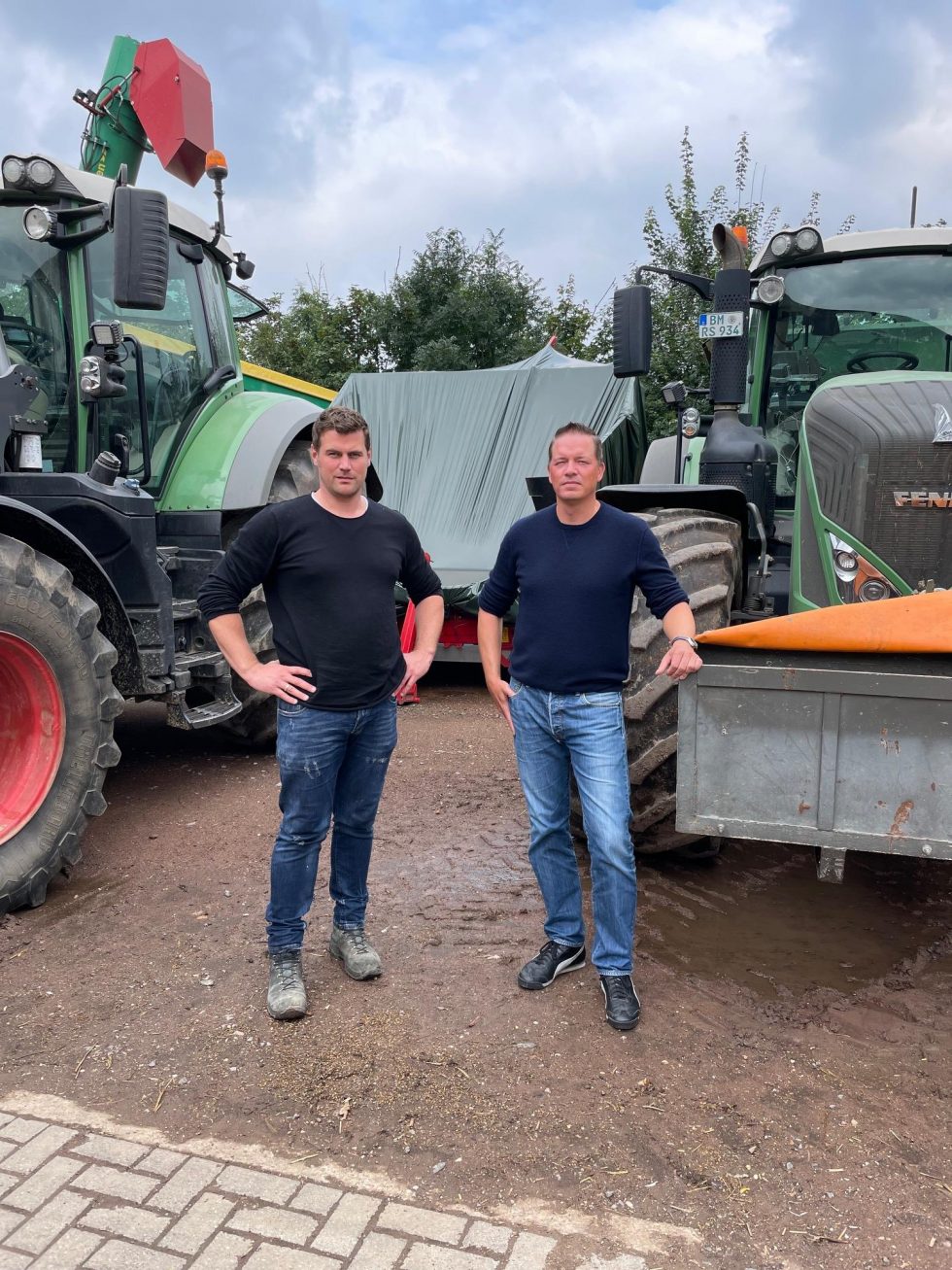 Golland besucht Landwirt Roman Sauer in Erftstadt | Gregor Golland